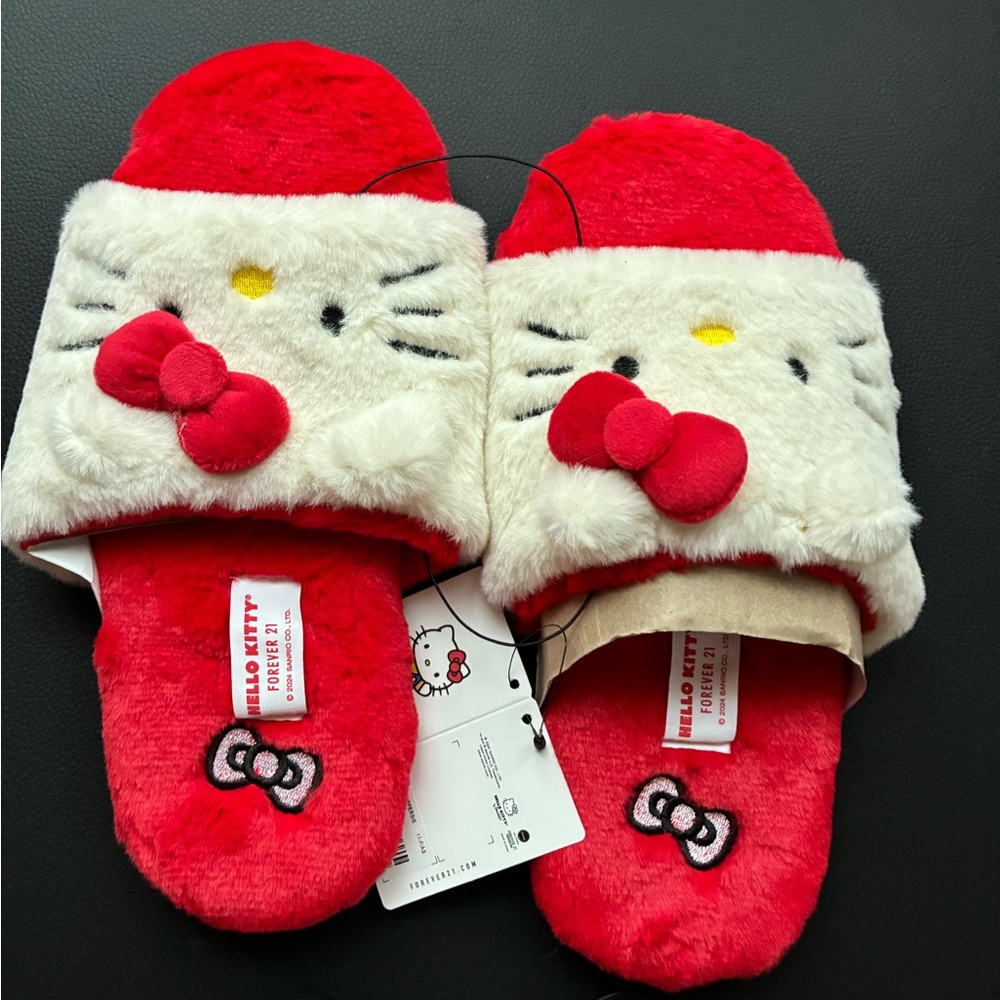 Forever 21 X Hello Kitty Slippers